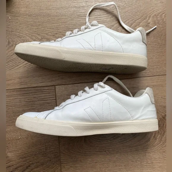 Veja Classic White Lace-Up Sneakers - Picture 6 of 11